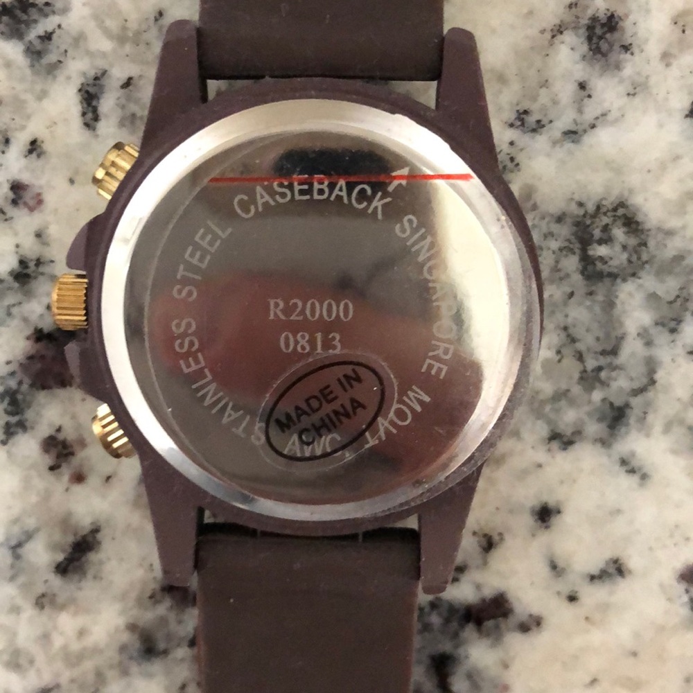 Watch - Picture 3 of 3